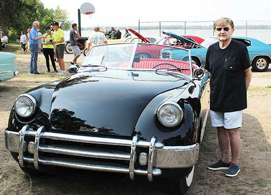 Morrie Wagner with his 1951 Muntz Jet; only 400-500 were ever estimated to be made. (Photo by Shelby Hulstein)